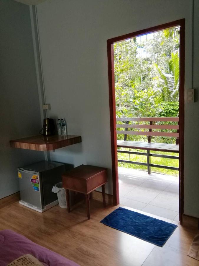 Baan Suan Tondin Hotel Satun Exterior photo