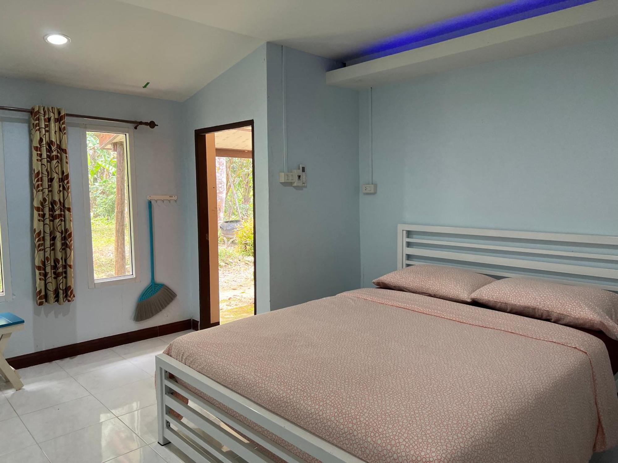 Baan Suan Tondin Hotel Satun Exterior photo